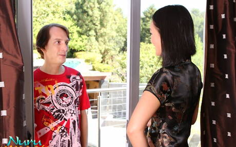 Nuru Massage invite you to explore a xxx photos with Evelyn Lin and Scott Lyons in sex scene with dude
